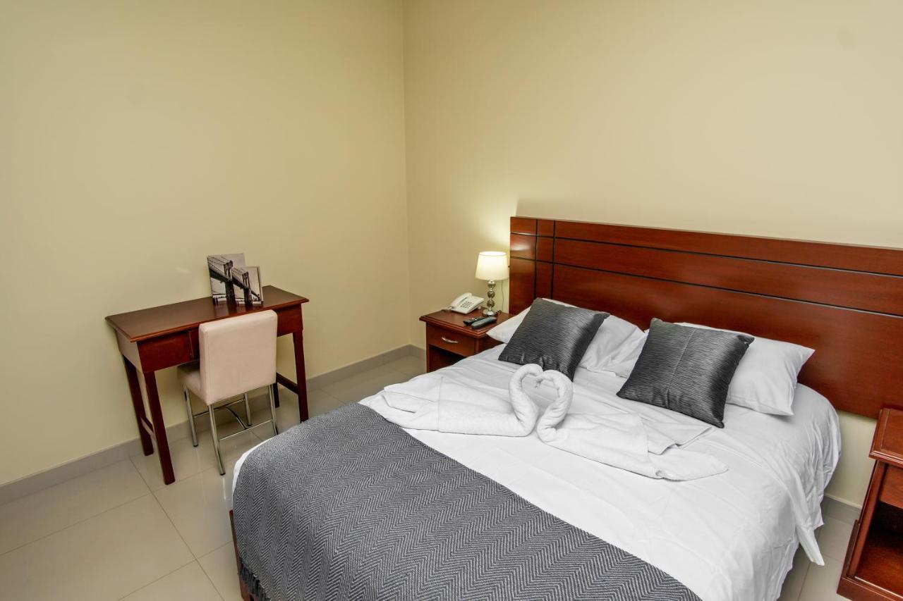 Lc Hoteles بيورا المظهر الخارجي الصورة