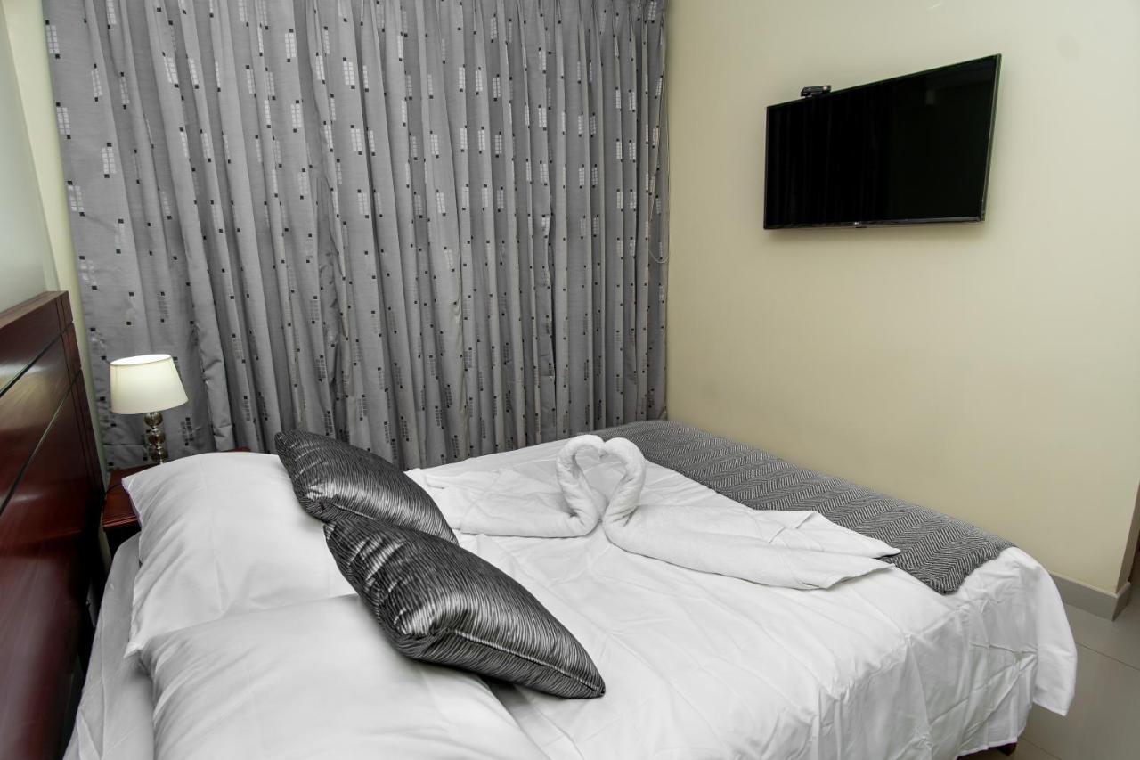Lc Hoteles بيورا المظهر الخارجي الصورة