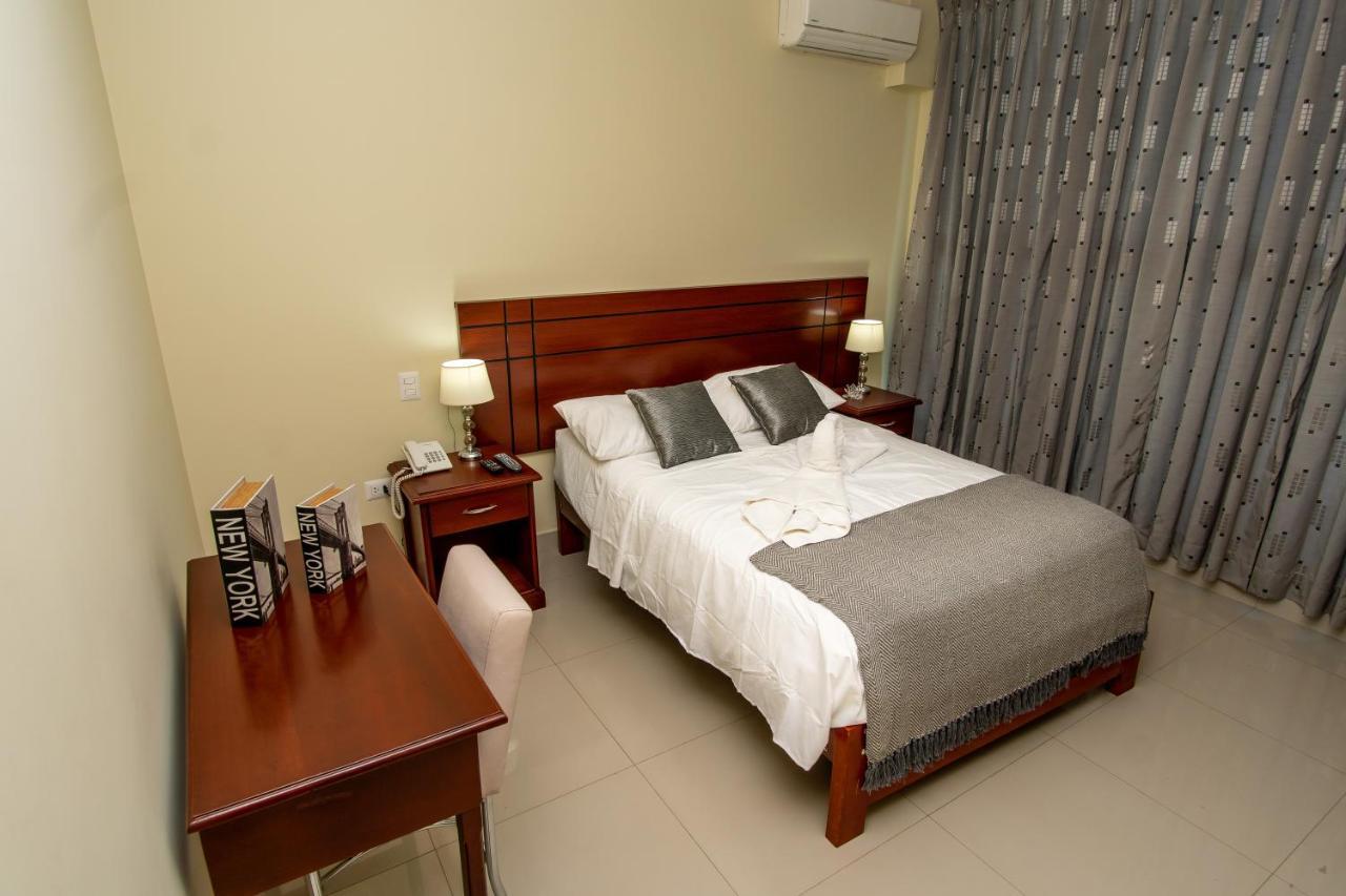 Lc Hoteles بيورا المظهر الخارجي الصورة