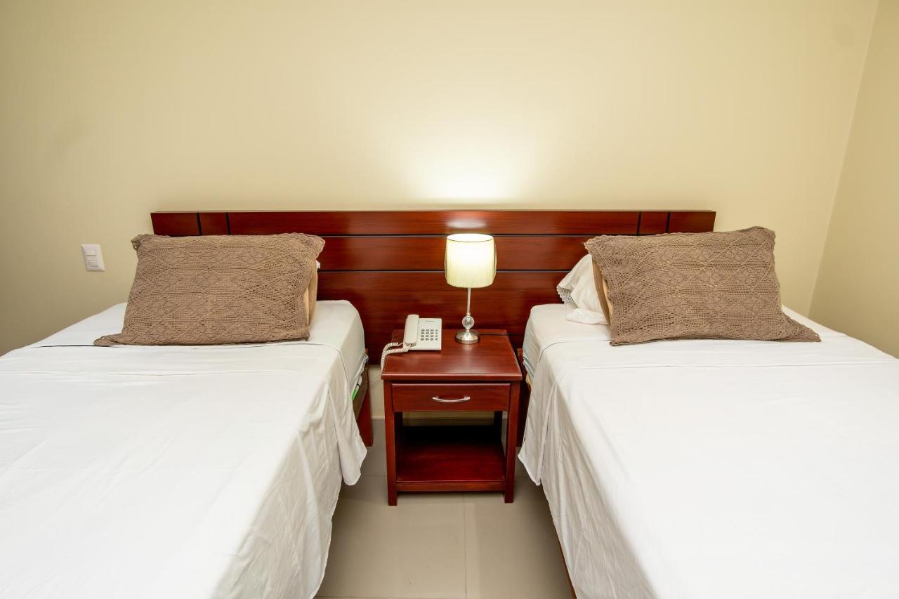 Lc Hoteles بيورا المظهر الخارجي الصورة